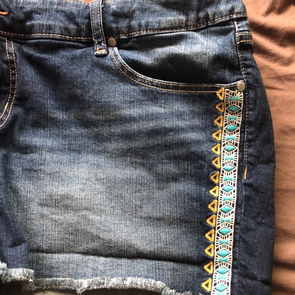 torrid shorts 22